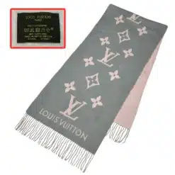 louis vuitton reykjavik scarf of gray color
