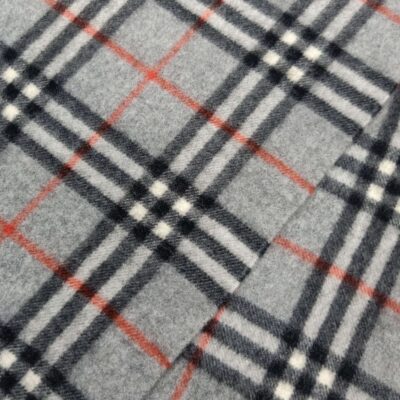Timeless accessory: Burberry vintage check scarf
