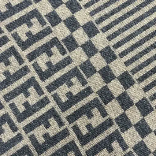 FENDI Scarf - Authentic FF Logo 100% Wool Scarf - Image 3