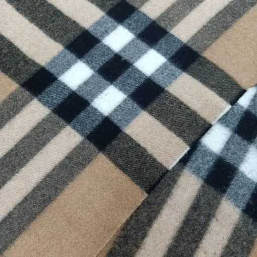 Burberry Cashmere Check Scarf in Classic Check Pattern