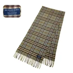 Burberry Green Wool Scarf - Stylish and Cozy