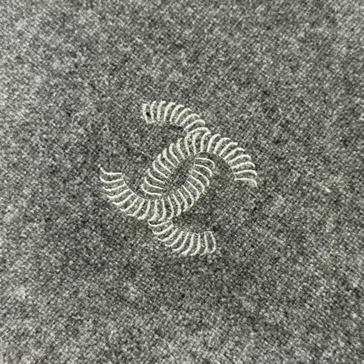 Authentic CHANEL CC logo Cashmere Scarf - Image 3