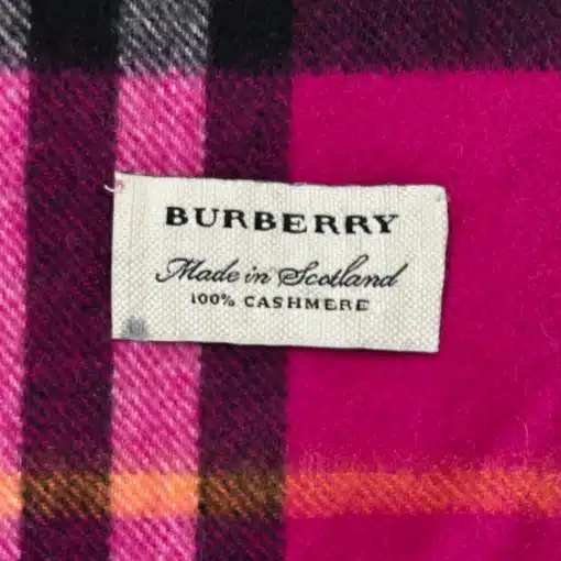 Burberry classic check cashmere pink scarf - Image 4