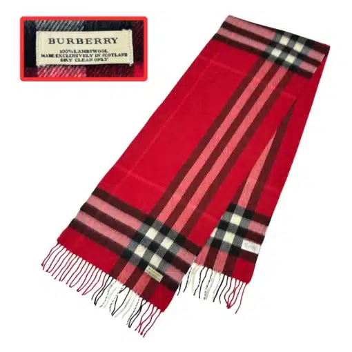 burberry scarf of red color made of wool