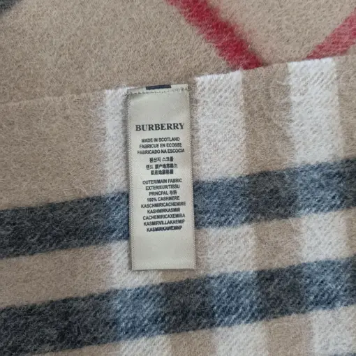 Extreme Soft Classic Burberry Women Cashmere Scarf for Any Season