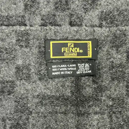 Fendi Authentic FF Logo Gray Wool Scarf - Image 4