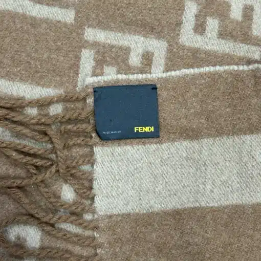 Authentic FENDI FF Logo Wool Beige Scarf - Image 2