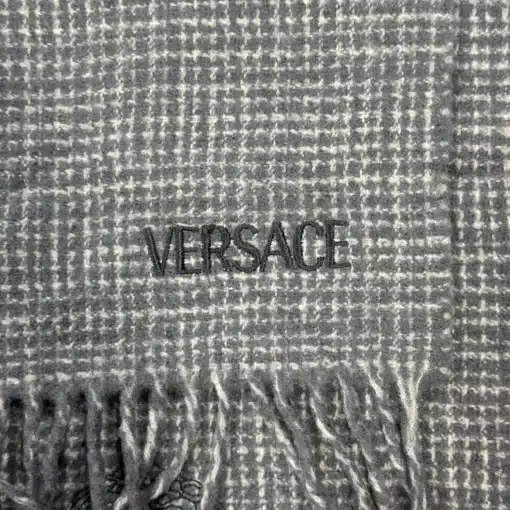 Auth VERSACE Gray Zucca Logo Scarf - Image 5
