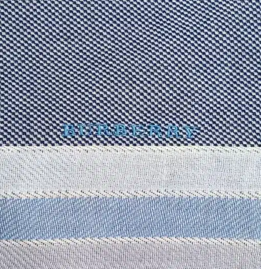 Authentic Burberry London 100% Wool Scarf - Image 4
