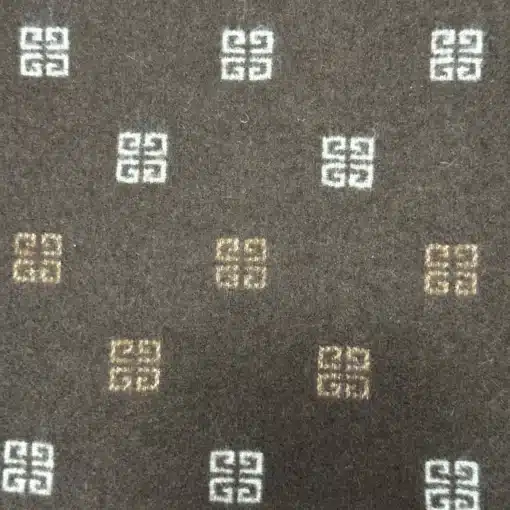 Timeless Elegance Original GIVENCHY Logo Wool Scarf - Image 3
