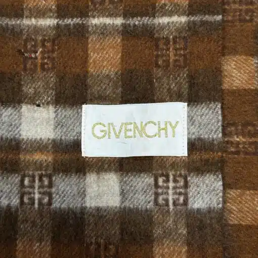 Timeless Elegance Original GIVENCHY Logo Wool Scarf - Image 4