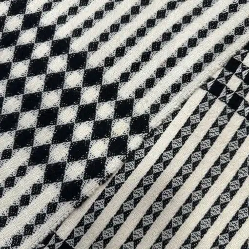 Versace Lambswool Scarf- Black & White Unisex - Image 2