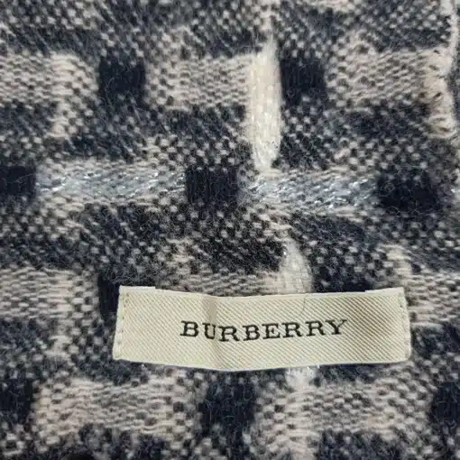 Burberry Cashmere Check Gray Scarf - Image 4